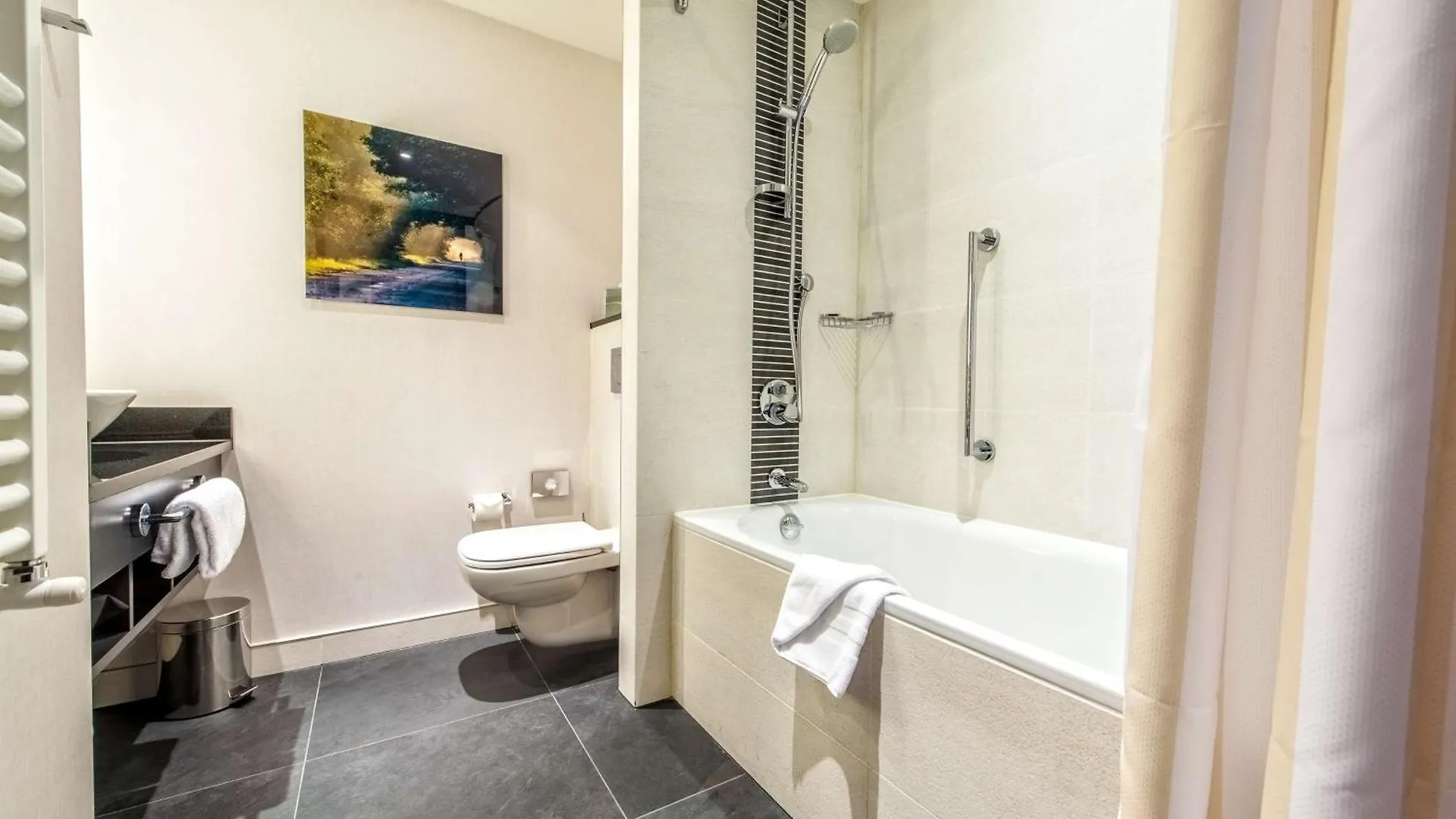 Hilton Garden Inn Krakow Airport Hotel