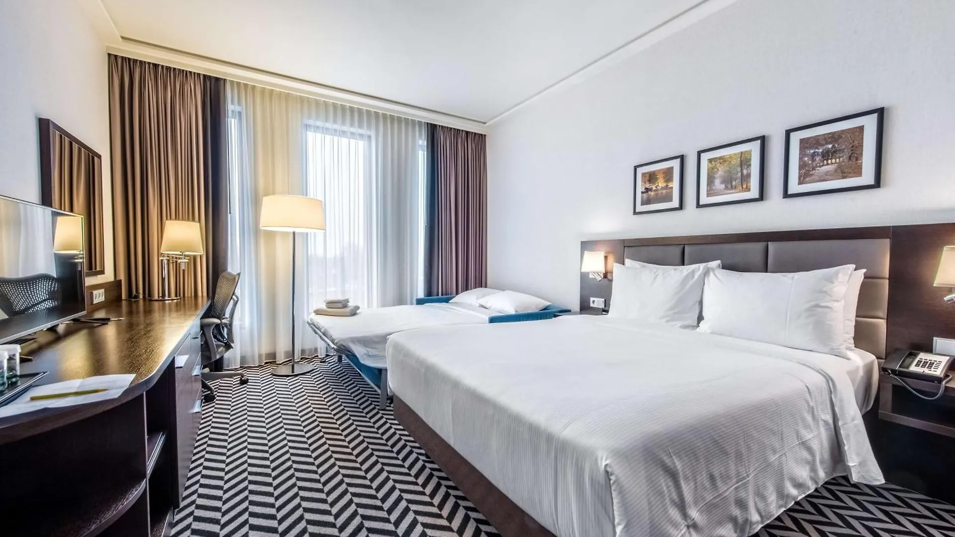 Hilton Garden Inn Krakow Airport 4*,