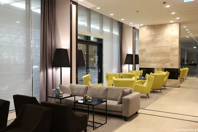 Hilton Garden Inn Krakow Airport 4*,  Polonia
