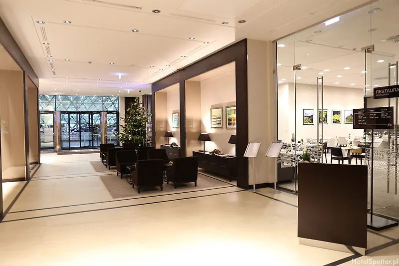 Hilton Garden Inn Krakow Airport 4*,
